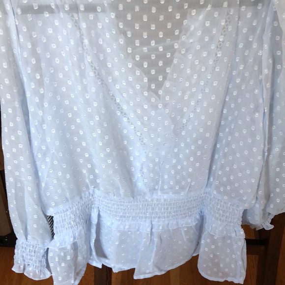 Light Blue Top By Haute Monde S M L 💙 - Picture 13 of 16